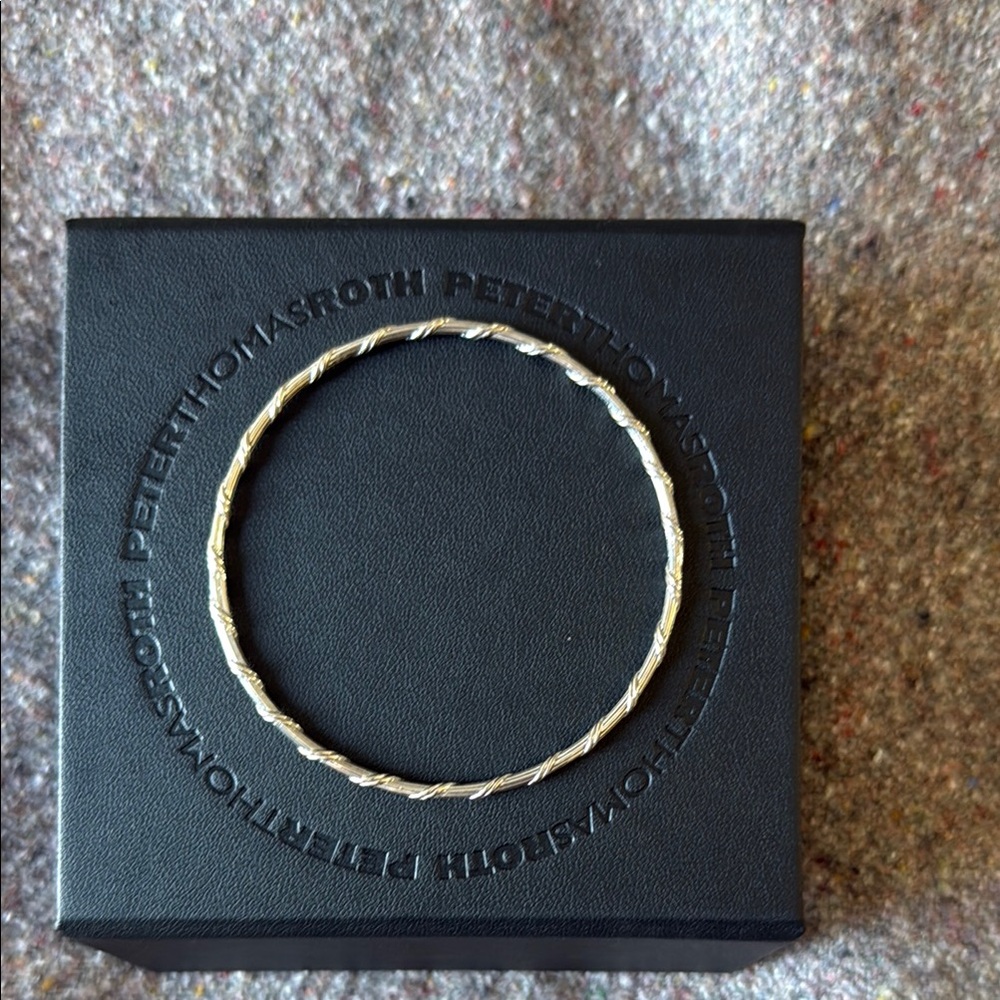 NIB - Peter Thomas Roth Signature Classic Sterling Silver Bangle
